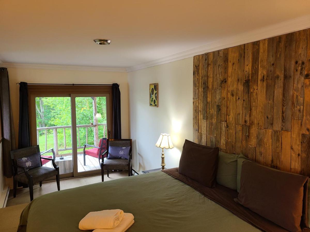 Le Lodge Du Lac Saint-Faustin Exterior photo
