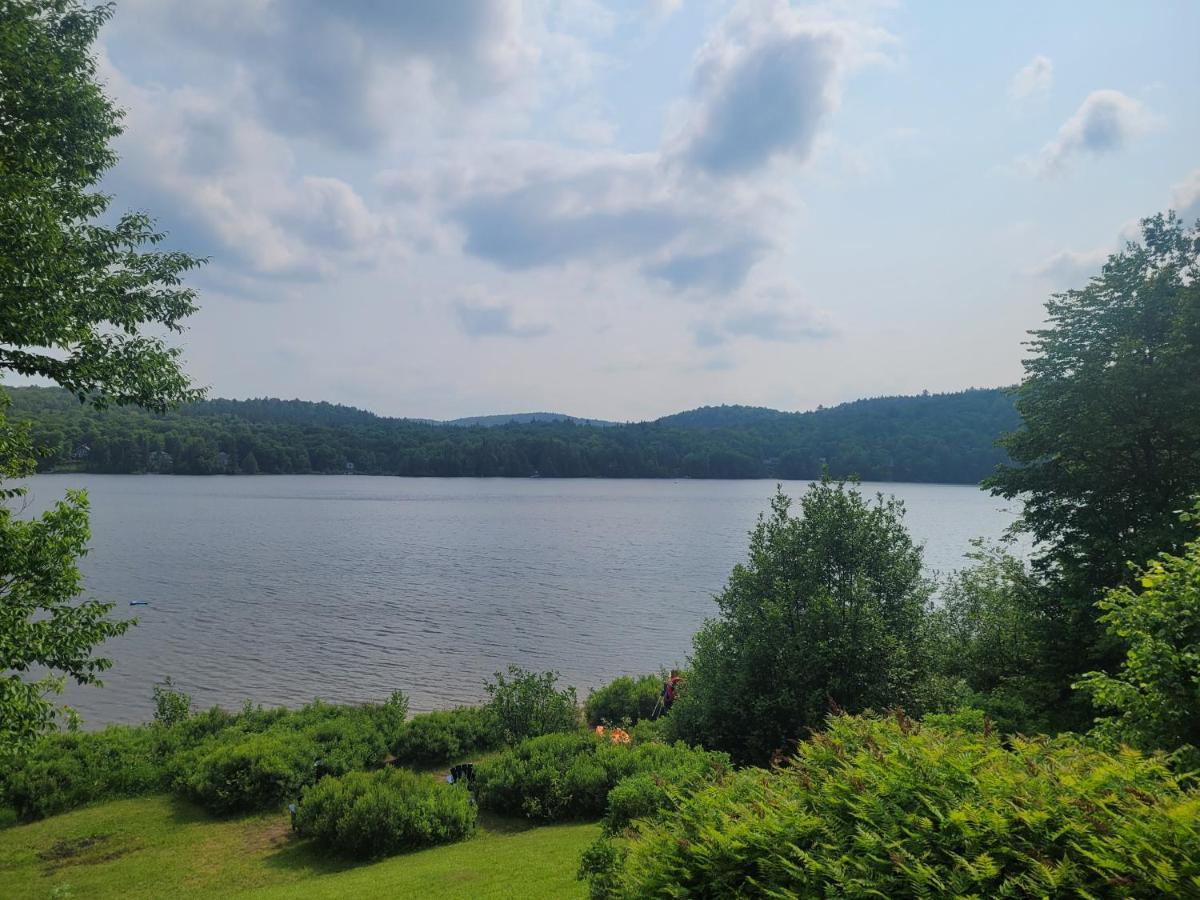 Le Lodge Du Lac Saint-Faustin Exterior photo