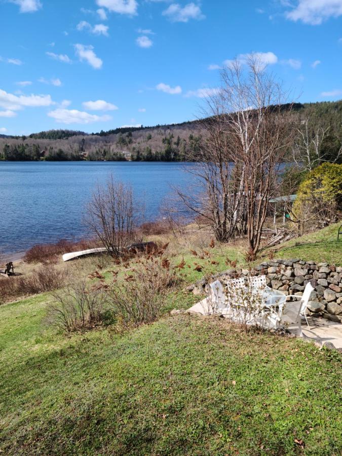 Le Lodge Du Lac Saint-Faustin Exterior photo