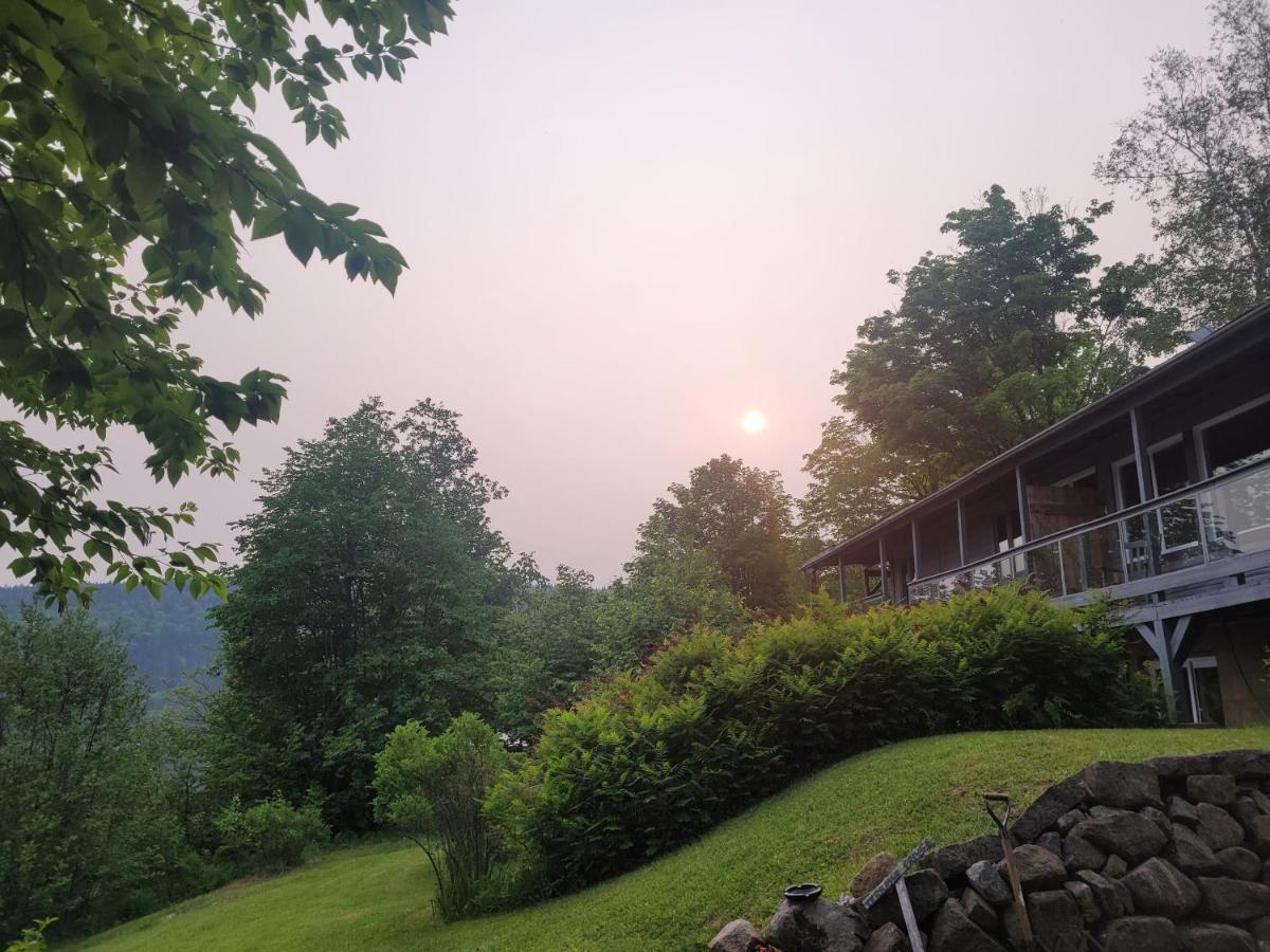 Le Lodge Du Lac Saint-Faustin Exterior photo